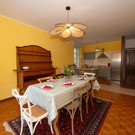 Le Radici By Interhome ميرجوزو